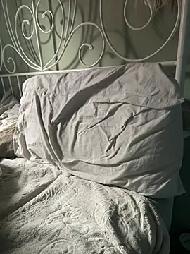 VioletxBlue - Tip 150tks for 10 min tape+ pussy flash