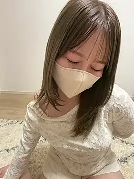 Rana_na - 上の服ポイしてブラ紹介しながらおっぱい寄せちゃう💗