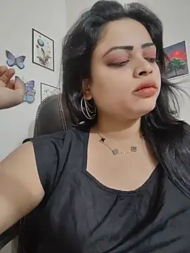 Pinky-2 - Oiling My Sexy Pussy Hole