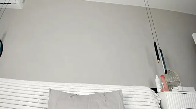 Naomi_asian - TAKE OFF MY TIGHTS