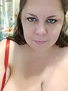 Ginabig - Suck tits
