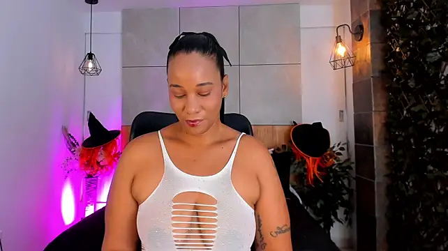 EbonyHorrny - Make every moment last