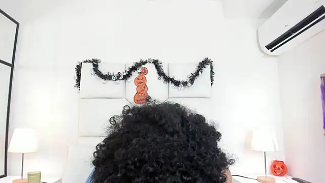 Kiraspell - Dance naked psnaking my ass