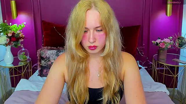 AuraSol - Take off top and play with boobs