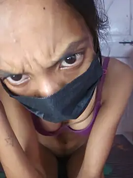Xnmx26 - Dildo in pussy