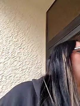 JUJUICY- - finger dich + 2 videos