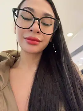 Aria51 - play with pussy in panties IN BUS😺🚌