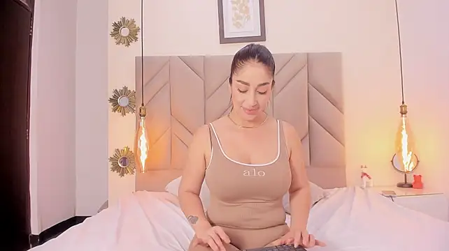KiaraVellvet - HI KIARA! 🫦