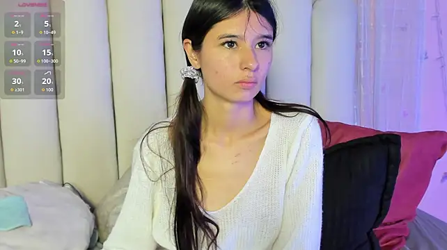 SweetRenata_ - 🍑🍆 PLUG ANAL + SQUIRT 🍑🍆