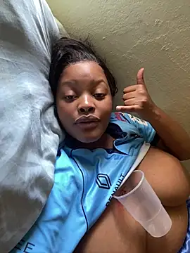 Iconic_black_barbie - I to buy a big dildo