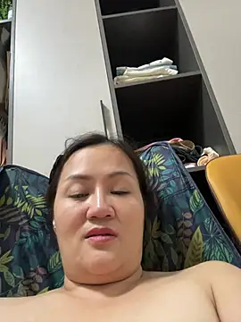 Amy1688 - 脱内裤直播一分钟
