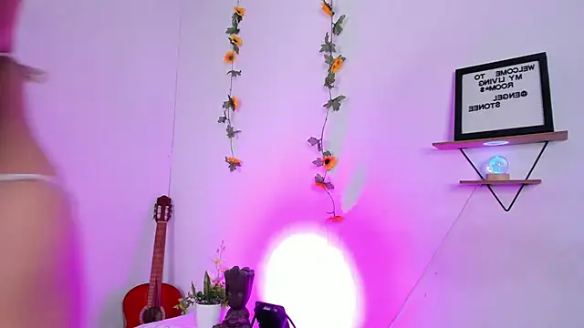 EngelStonee - SHOW PUSSY