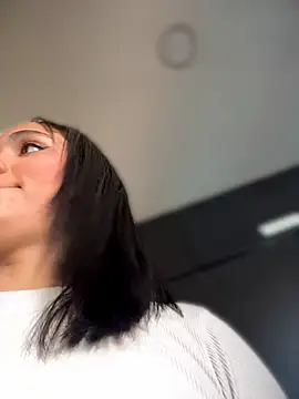 Isabella-Teen - Flash Tits🍒