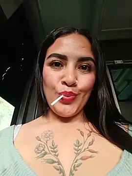 MAYE__13 - I take off my bras in public 🫴🍒🔥