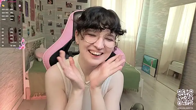 MilkyLily - Oil Titties