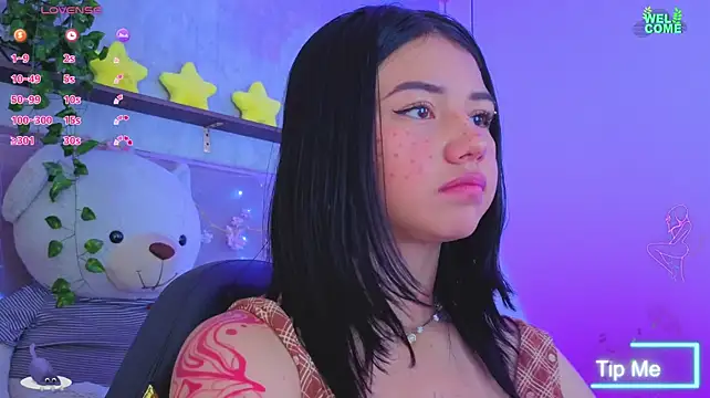 April_bennett - Tits out x3min ♥