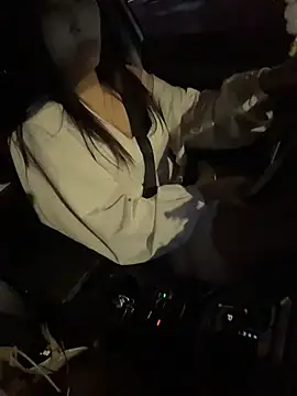 Doreennn - 车上有侄子，带他去剪头发，不能叫