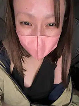 Annna_annna_2024 - テントでコソコソおなに🤫やばそうだったらぶっちします💦