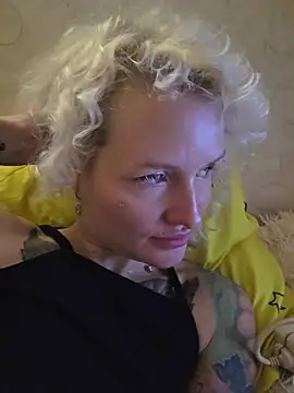 KateMonroe - Lick my pussy