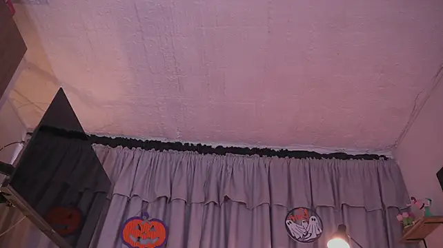 AitanaJhons_ - let's take my top off