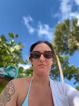 Sweetsirenn - topless on beach 5 min cover only