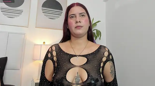 Naomii_bllaze - FUCK PUSSY NO MERCY 😏