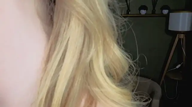 BlondeMiaX - Risky play with my panties