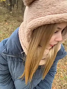 RossyMood - tight tight CAMELTOE+sit on u FACE PUBLC