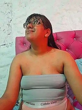 ZaidaWet - squirt in face
