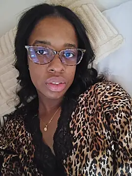 Im_Camila__ - 🌷Caresses on my pussy🌷 LT🕹️