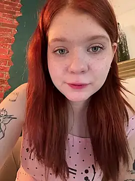 Freaky__Nikki - rub tits under my top