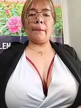 __valentina18 - Take off pants +Masturbation