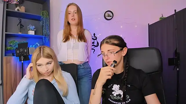 Caroline_honeyy - doggy panties