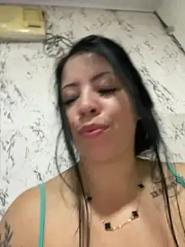 Gabi_diass - Me masturbando por 2 minutos