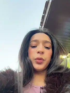 BellaTous - Make me wet