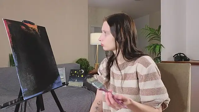 DalilaSylvia - Make a funny face on camera