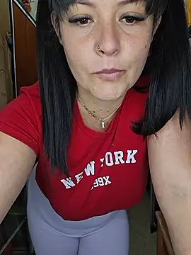 Isa_bella95 - Full naked in store