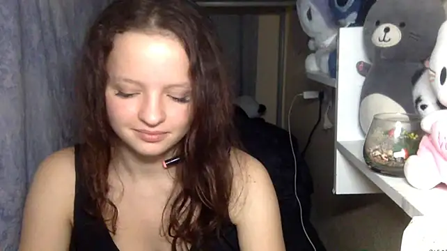 Aleyesonme - boobs play