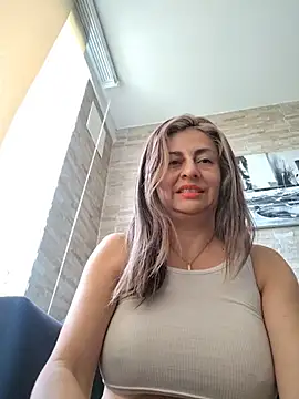 Latiinvenus' Live XXX Chat