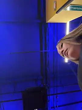AnaCooper - Let me see your panties 😈