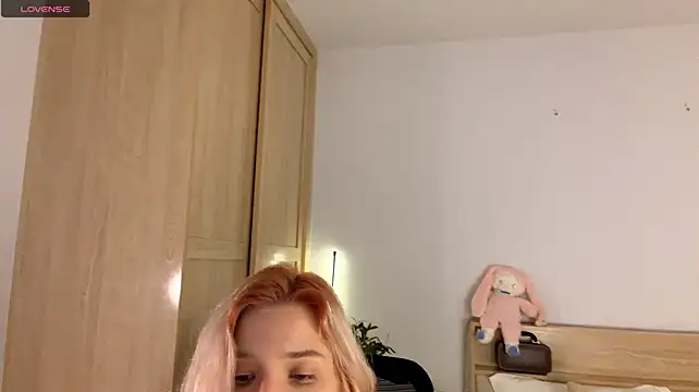 VivianKings - hot dance with oil body