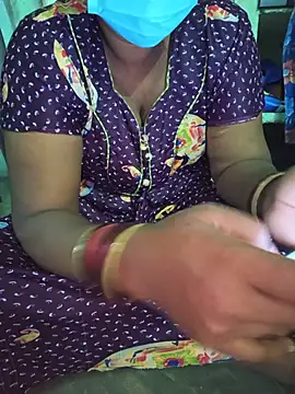 Tamilselviroja- - 🥰 full body oil massage 😍