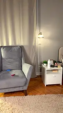 ElmaTowber - squeeze my tits close up to cam