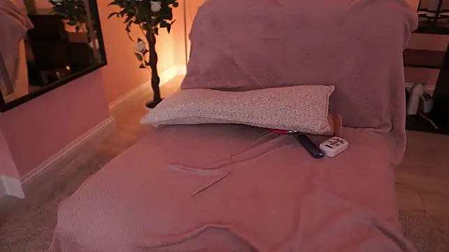CamyRoux - Naughty Dildo Ride💦💦🔥