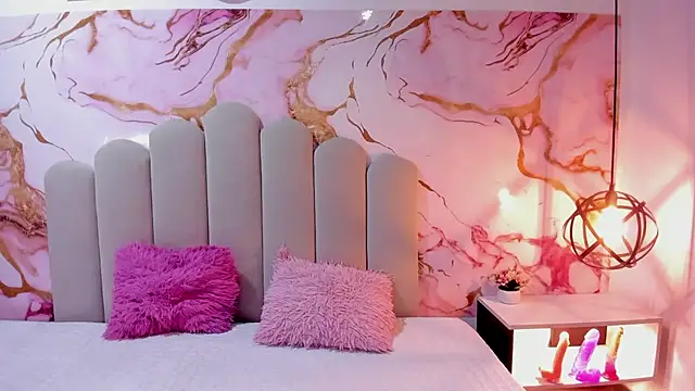 SweettDreamm - naked+dance