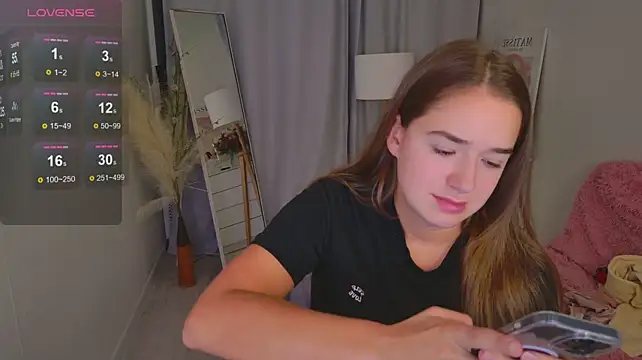 LovelyJessie - spank ass in doggy