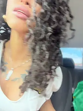Brithany_bridge - My driving finger my pussy