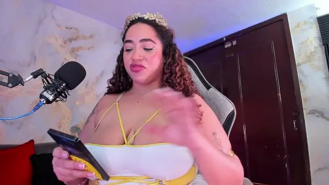 HannaMiills@xh - Deep throat – He cums all over my face