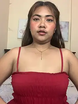 YaraSmith - fuck my dildo until I cum😜💦