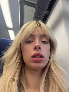 PollyLolly - See me?